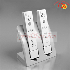 FirstSing FS19227 Dual Charger Station for Wii Motion Plus の画像