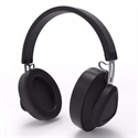 Bluetooth 5.0 Wireless Headphones with Long Battery Life の画像