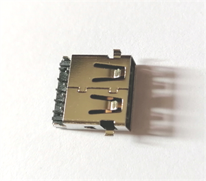 UB610-F09M3BR-A Connector の画像