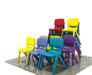 Picture of plastic chair and table 04