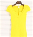 Picture of ladies yellow t shirt slim fit cutting