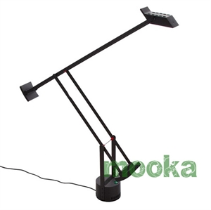 Artemide Tizio LED Table Lamp の画像