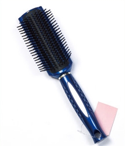 PLASTIC HAIRBRUSH